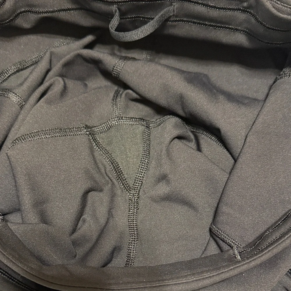 lululemon athletica Black Leggings/Cropped Pants - Picture 5 of 9